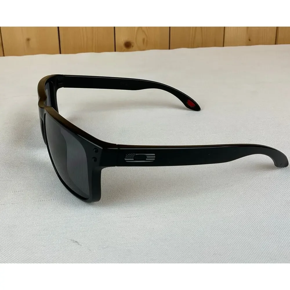 Oakley Holbrook Prizm Sunglasses - Matte Black Frame Flag, OO9102